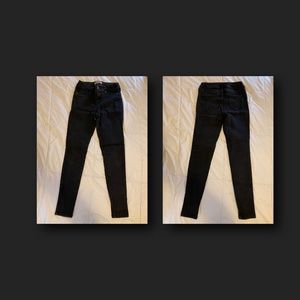 Black Skinny Jeans